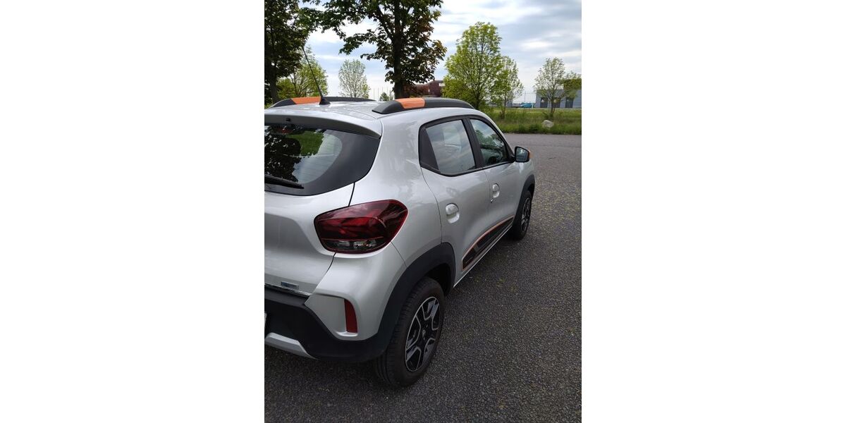 Dacia Spring 31.530 km 8.700 &euro; Leipzig 04159