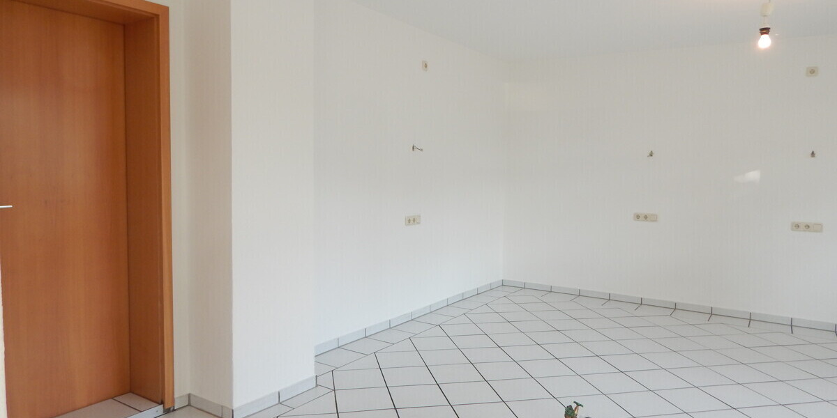 Attraktive Büro- & Ladenfläche in 83416 Saaldorf – 27 m², vergrößerbar auf 66 m² - frei ab sofort. - Gewerbeobjekt Saaldorf-Surheim Saaldorf-Surheim | Angebot:26445348