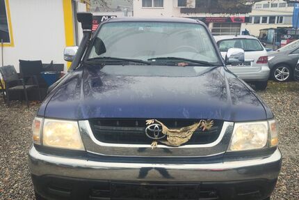 Toyota Hilux 231.431 km 6.200 &euro; weinstadt 71384