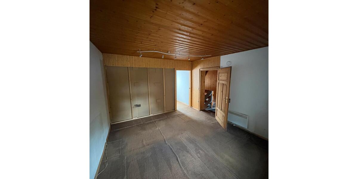 Einfamilienhaus Kastl - 7 Zimmer, 120 m&sup2;, 110.000&euro; | Angebot:27033743