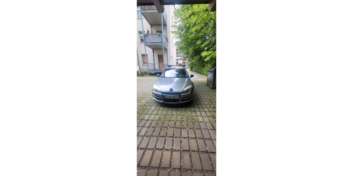 Renault Laguna 219.800 km 2.500 &euro; Chemnitz 09125