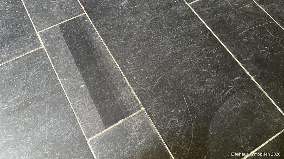 Einfamilienhaus Bad Münstereifel - 5 Zimmer, 147 m&sup2;, 1.850&euro; | Angebot:24654271