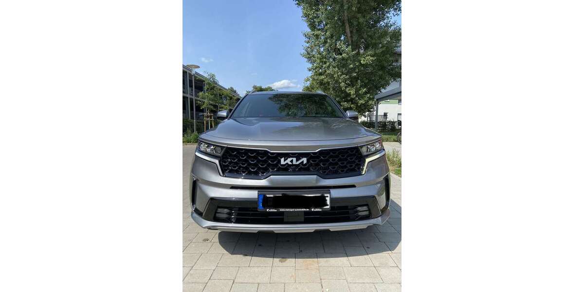 Kia Sorento 61.000 km 37.500 € Erlangen 91052
