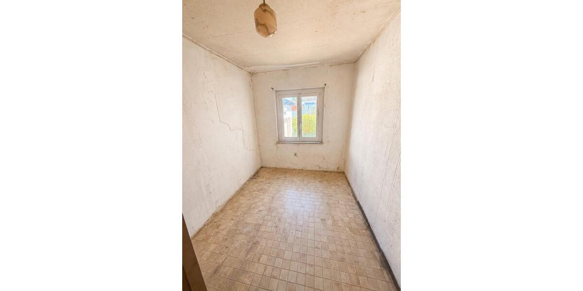 Einfamilienhaus Hirschau - 8 Zimmer, 130 m&sup2;, 164.999&euro; | Angebot:26961271