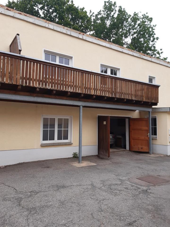 günstige 1,5 RaumWohnung am Stadtrand von Nossen mi großen Balkon