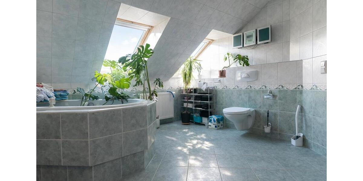 Maisonettenwohnung Halle (Saale) Damaschkestraße - 3 Zimmer, 110 m&sup2;, 195.000&euro; | Angebot:26370276