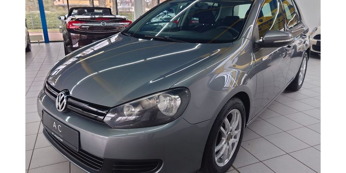 VW Golf 283.000 km 4.680 &euro; Coswig (Anhalt) 06869