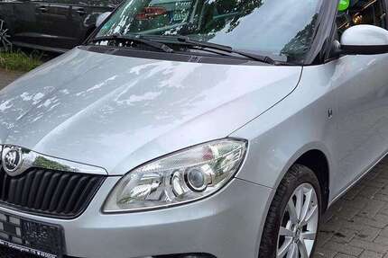 Skoda Fabia 83.000 km 6.400 &euro; Gießen 35394