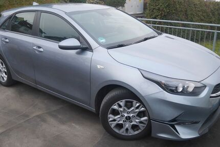 Kia ceed / Ceed 28.000 km 13.900 &euro; Gaggenau 76571