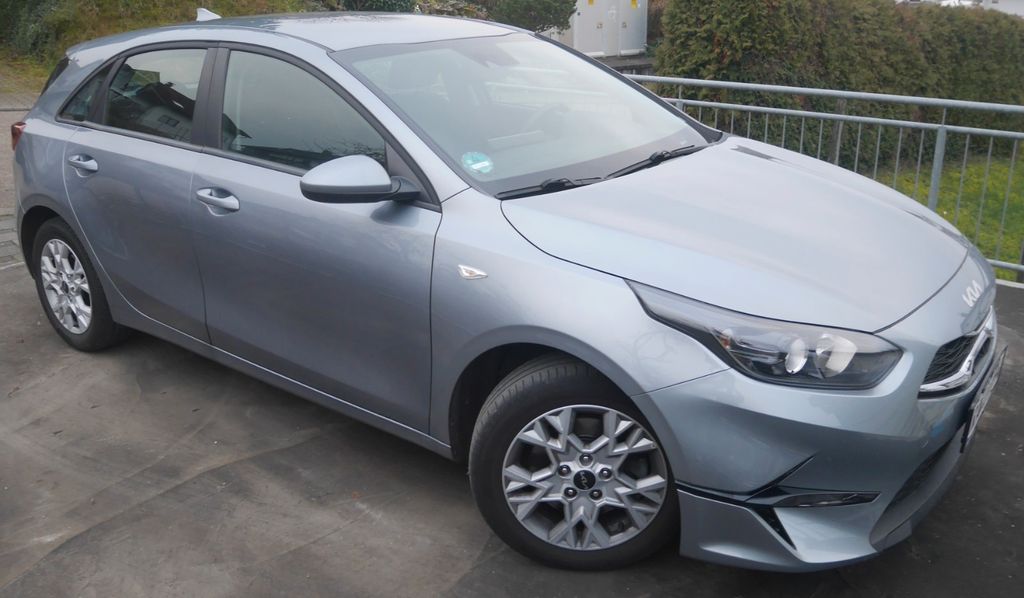 Kia ceed / Ceed 28.000 km 13.900 &euro; Gaggenau 76571