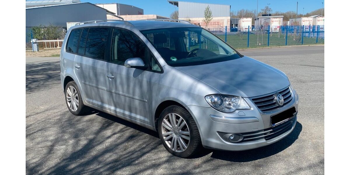 VW Touran 211.000 km 2.980 &euro; lengede 38268