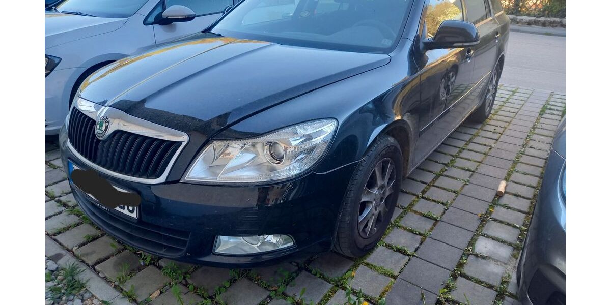 Skoda Octavia 246.000 km 2.999 &euro; Schwäbisch Gmünd 73525