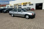 Opel Kadett E Beauty Lim. SEDAN GSD AUTOM- SERVO 74.000 km 6.950 &euro; Hannover 30179