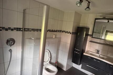 Haus Mutlangen - 8 Zimmer, 200 m&sup2;, 1.950&euro; | Angebot:24774383