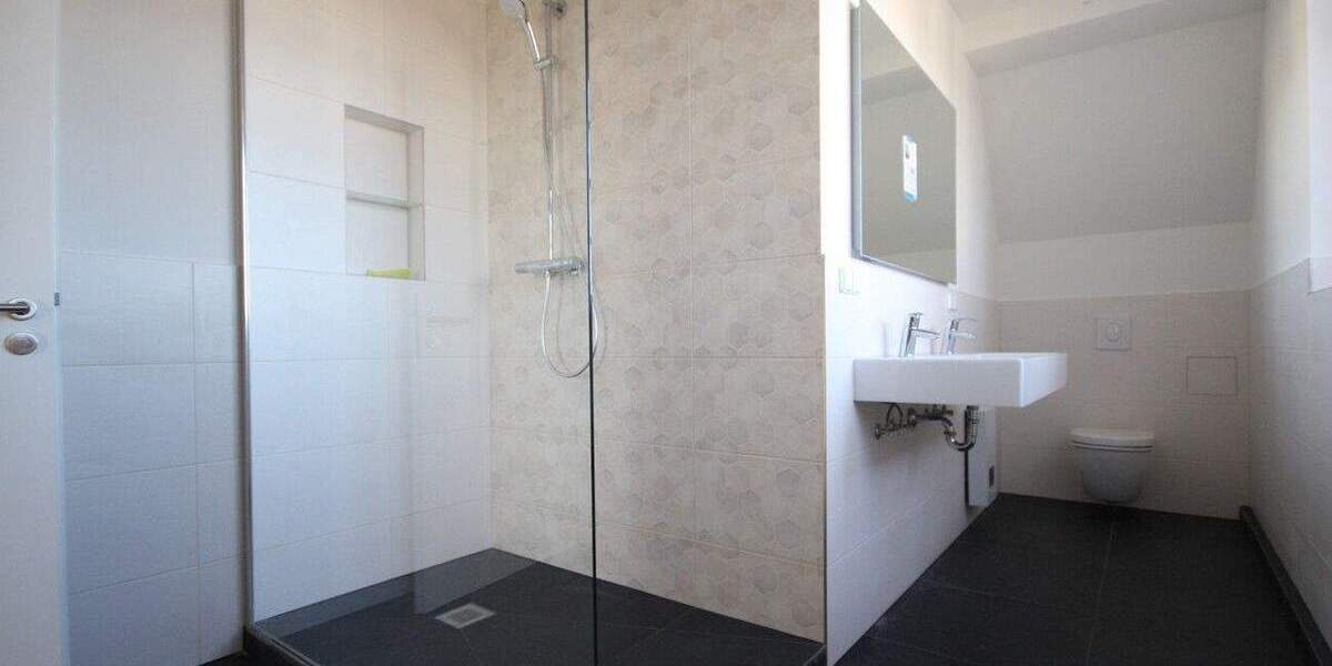 Etagenwohnung Dallgow-Döberitz Dallgow - 4 Zimmer, 145 m&sup2;, 2.250&euro; | Angebot:25865430