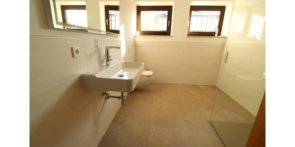 Erdgeschoßwohnung Gütersloh Isselhorst - 4 Zimmer, 140 m&sup2;, 1.400&euro; | Angebot:25839848