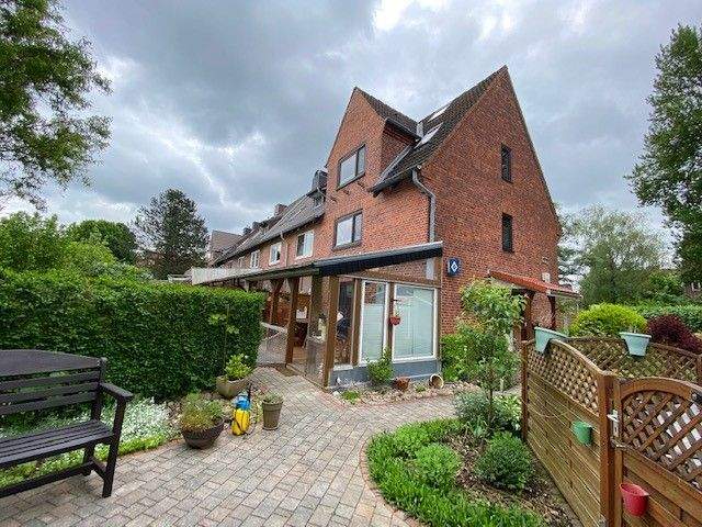 Reihenendhaus Kiel Elmschenhagen-Nord - 4 Zimmer, 111 m&sup2;, 370.000&euro; | Angebot:23935858