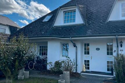Haus Stuhr - 4 Zimmer, 145 m&sup2;, 1.400&euro; | Angebot:26687477