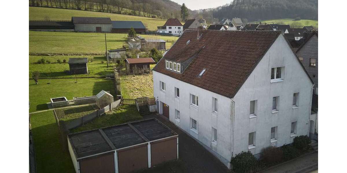 Einfamilienhaus Brilon - 11 Zimmer, 334 m&sup2;, 300.000&euro; | Angebot:25513147