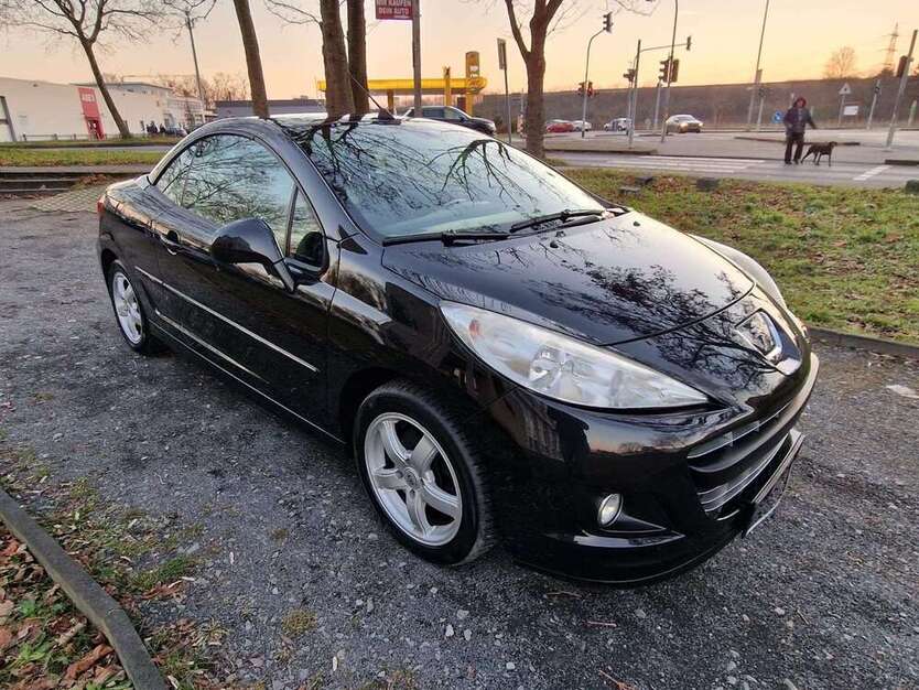 Peugeot 207 114.000 km 3.999 € Köln 51109