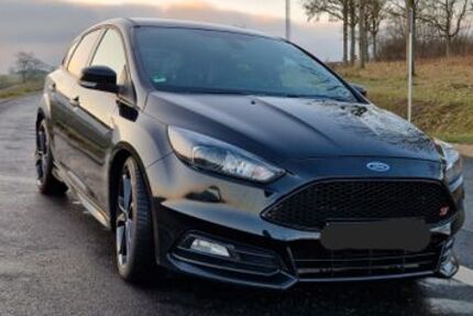 Ford Focus 147.500 km 11.900 &euro; Gründau 63584