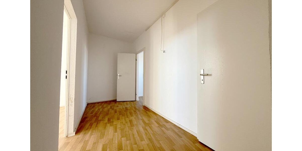 Etagenwohnung Halle (Saale) Nietleben - 5 Zimmer, 100 m&sup2;, 561&euro; | Angebot:25321025