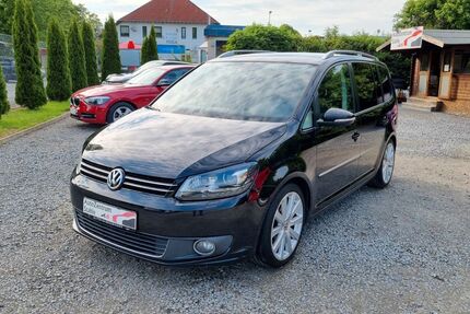 VW Touran 157.397 km 11.490 &euro; Höxter/Stahle 37671