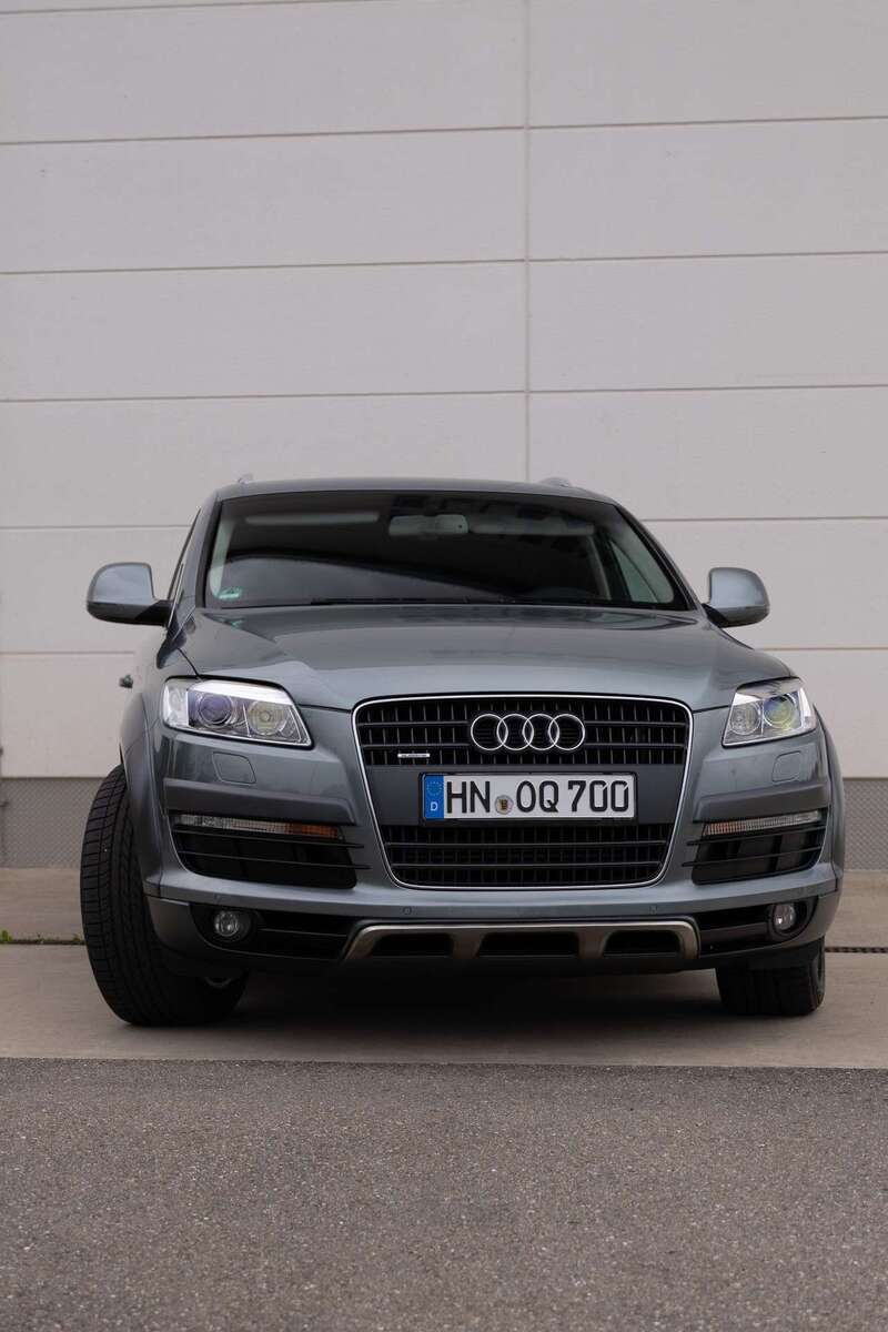Audi Q7 272.000 km 12.999 € Weinsberg 74189