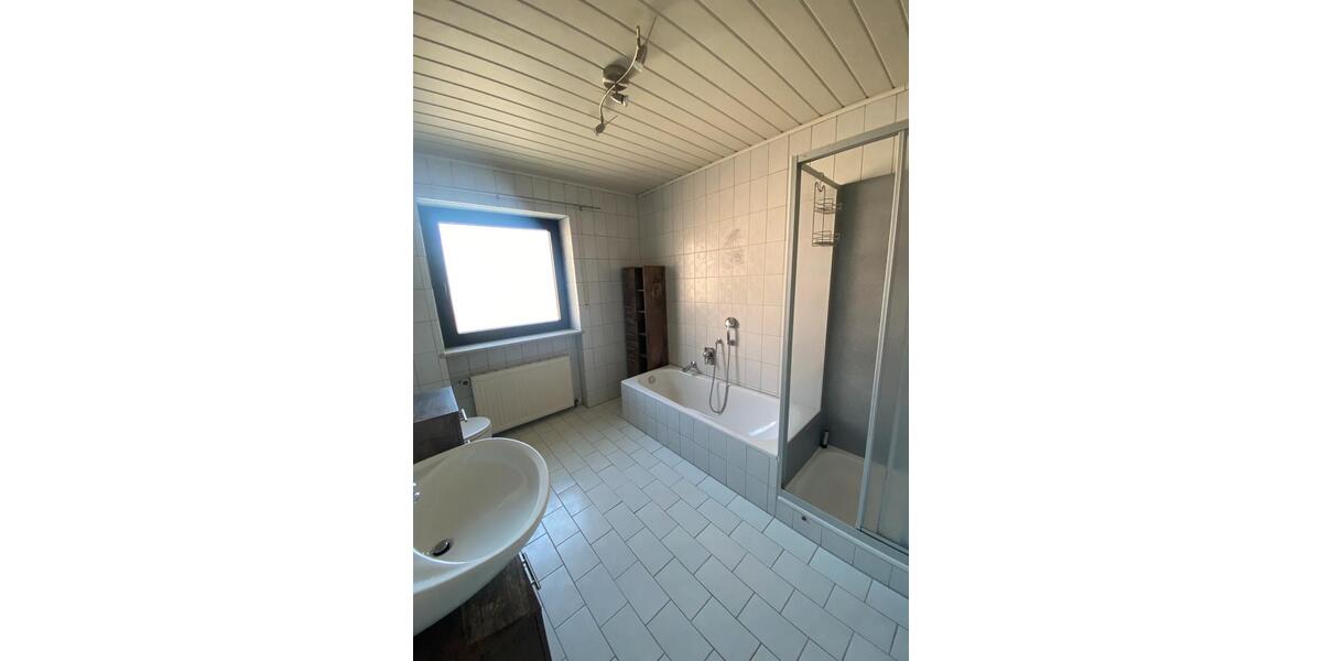 Dachgeschoßwohnung Luhe-Wildenau Wildenau - 2 Zimmer, 109 m&sup2;, 950&euro; | Angebot:25406667