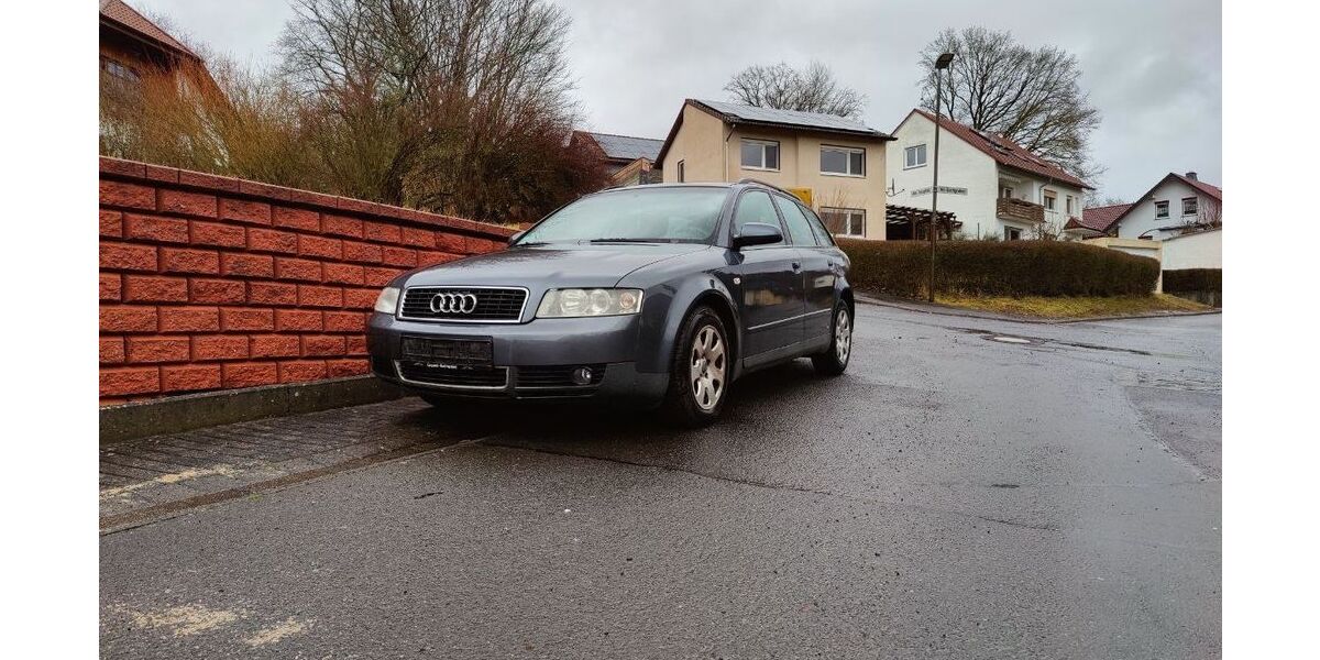 Audi A4 305.000 km 1.500 &euro; schlitz 36110