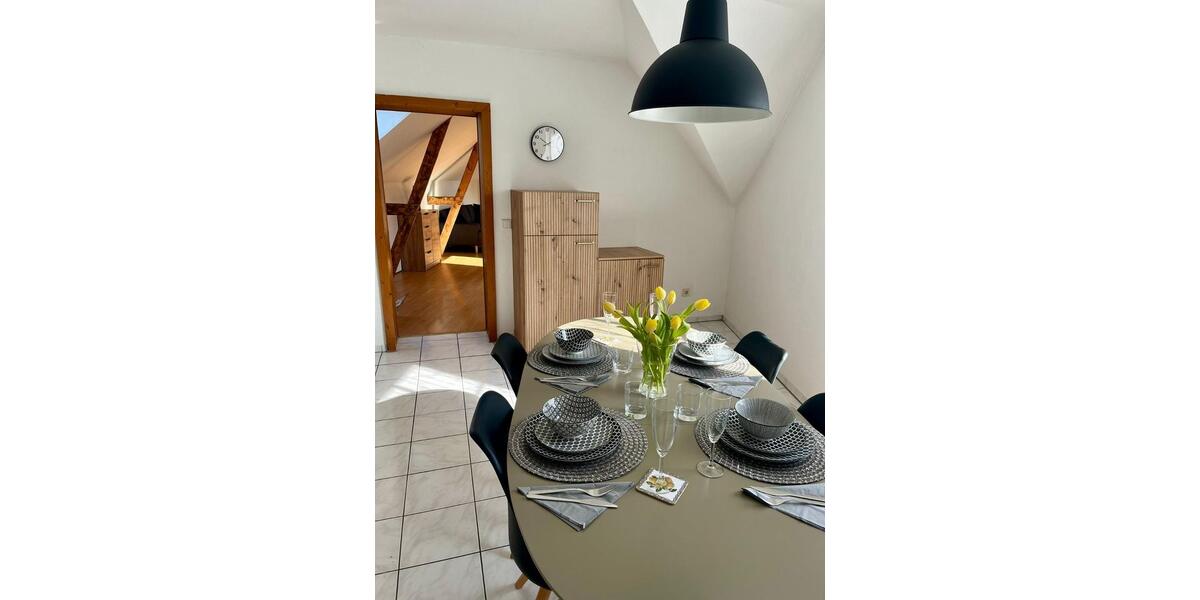 Dachgeschoßwohnung Krefeld - 3 Zimmer, 80 m&sup2;, 159.000&euro; | Angebot:25408308