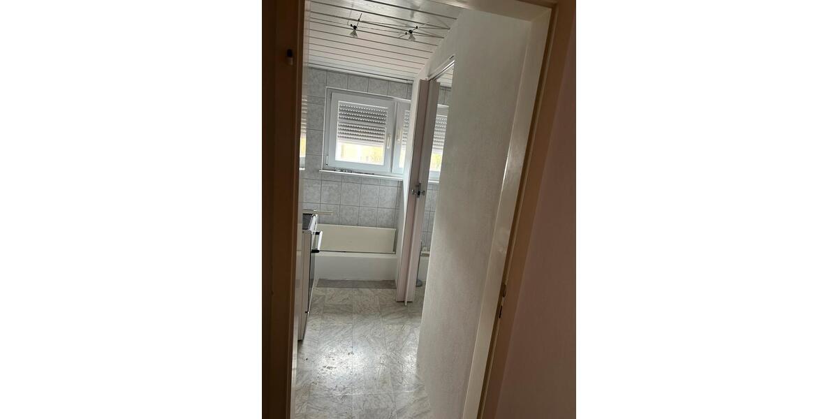 Dachgeschoßwohnung Königsbronn - 3 Zimmer, 65 m&sup2;, 600&euro; | Angebot:26135999