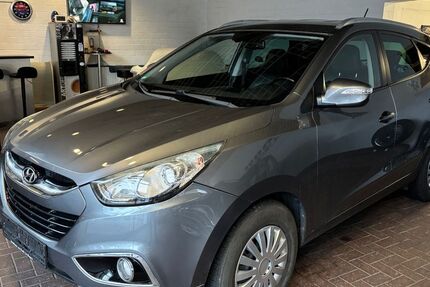 Hyundai ix35 205.000 km 6.400 &euro; Moers 47441