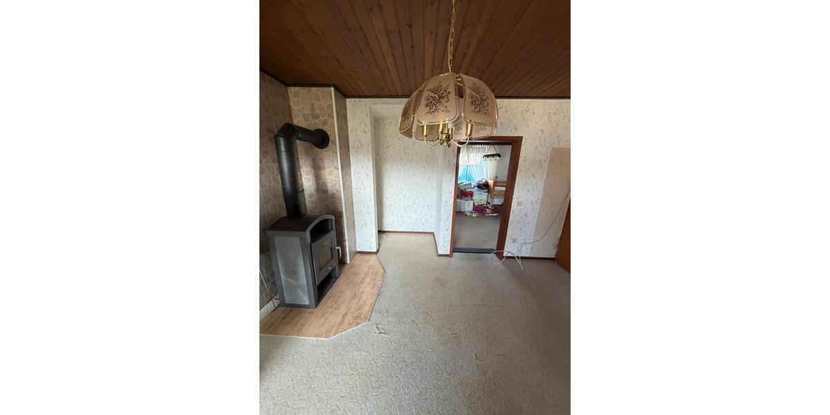 Reihenhaus Wetzlar Altenberger Straße - 8 Zimmer, 188 m&sup2;, 355.000&euro; | Angebot:26039509