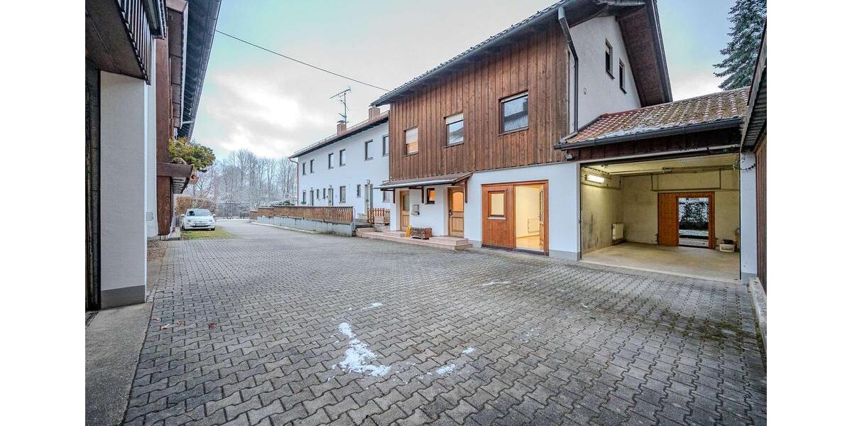 Reihenhaus Oberhaching Deisenhofen - 4 Zimmer, 195 m&sup2;, 2.990&euro; | Angebot:25268910