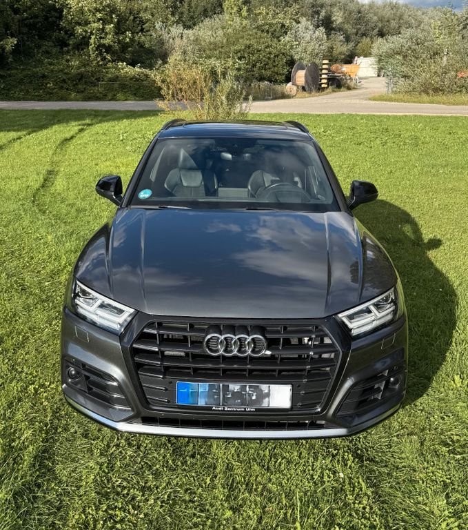 Audi Q5 95.000 km 35.490 € Erbach 89155