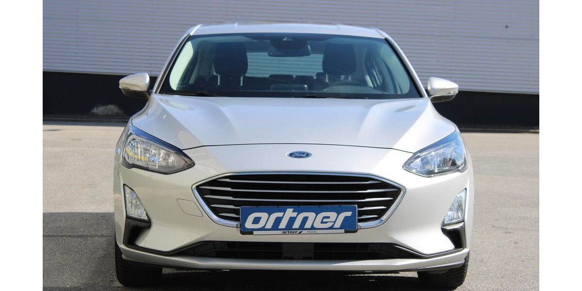 Ford Focus 12.600 km 11.500 &euro; Passau 94036
