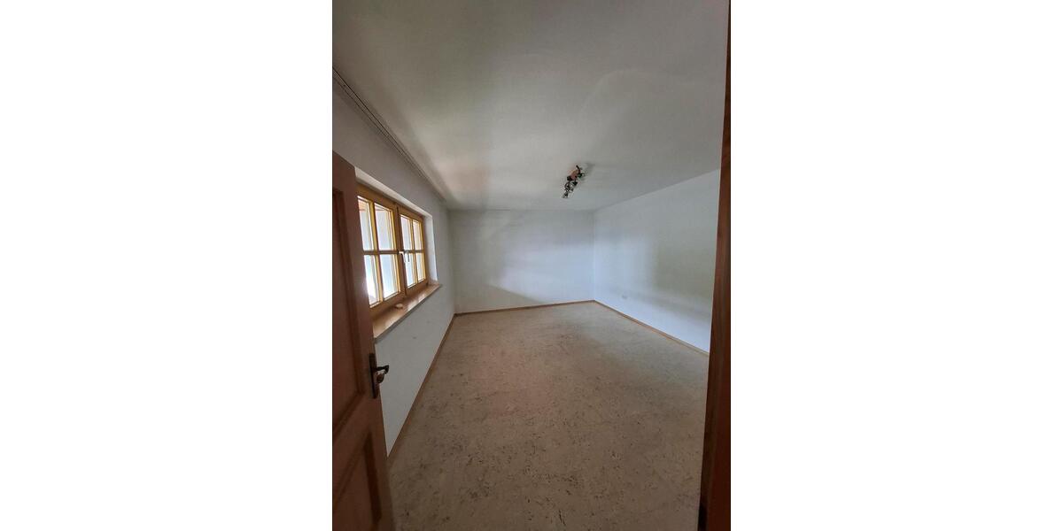 Mehrfamilienhaus, Wohnhaus Töging am Inn - 7 Zimmer, 202 m&sup2;, 475.000&euro; | Angebot:26749998