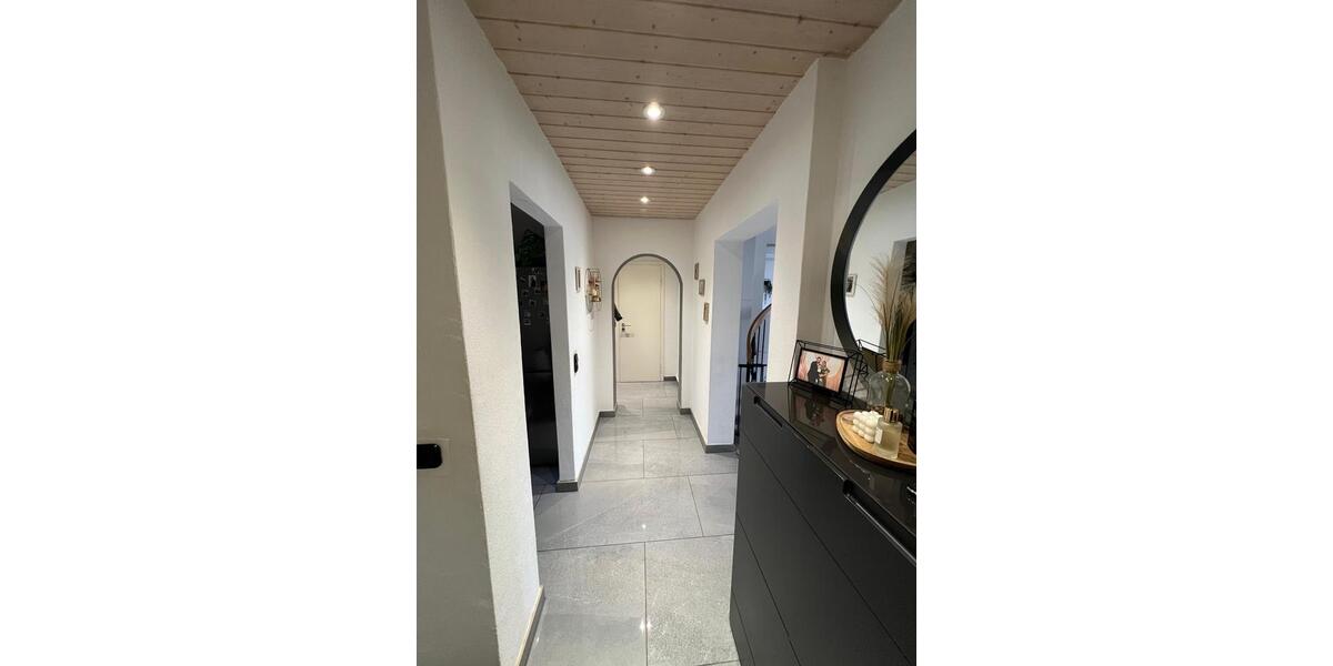 Maisonettenwohnung Burscheid - 5 Zimmer, 107 m&sup2;, 379.000&euro; | Angebot:24237533