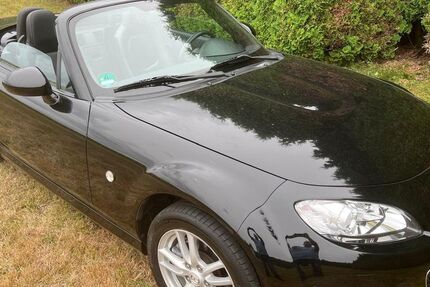 Mazda MX-5 76.000 km 12.800 &euro; Bad Orb 63619