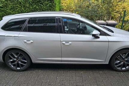Seat Leon 68.500 km 15.900 € Euskirchen 53879