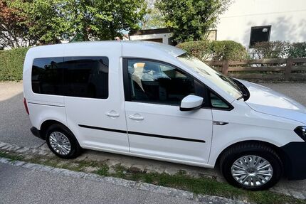 VW Caddy 142.048 km 11.300 &euro; Edling 83533