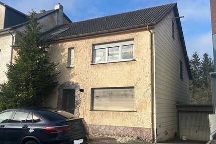 Haus Püttlingen - 8 Zimmer, 169 m&sup2;, 189.000&euro; | Angebot:25406627