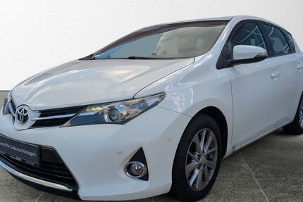 Toyota Auris 181.500 km 6.990 &euro; Winsen 21423