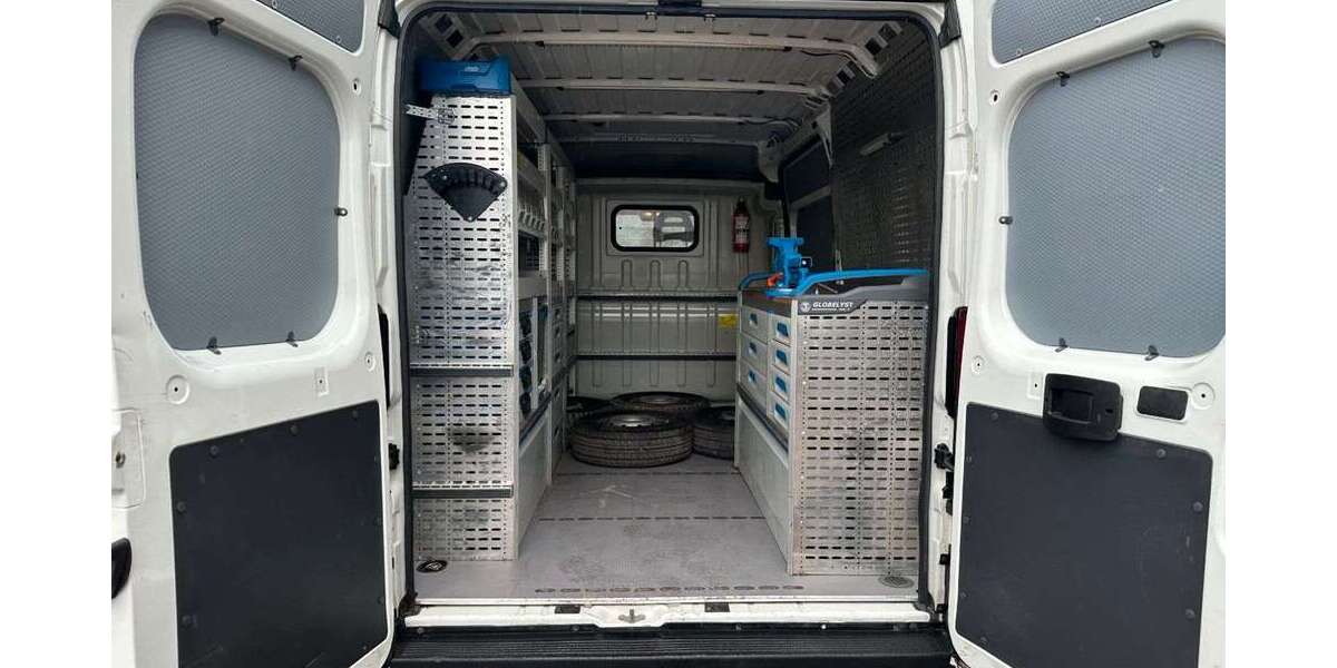 Peugeot Boxer 45.054 km 18.990 &euro; Sindelfingen 71065
