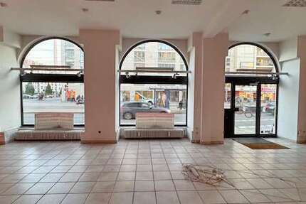 Einzelhandel in München 900.000 € 120 m² zimmer
