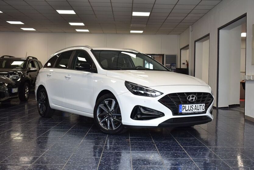 i30