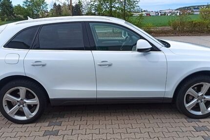 Audi Q5 210.000 km 14.950 € Schwandorf 92421