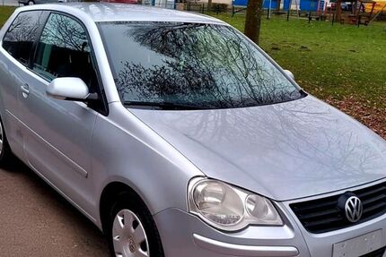 VW Polo 152.000 km 3.300 &euro; COCHEM 56812