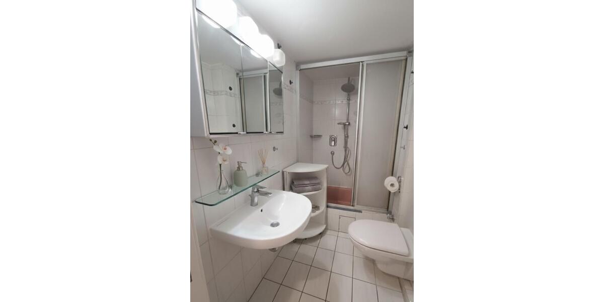 Erdgeschoßwohnung Neuss - 4 Zimmer, 97 m&sup2;, 369.950&euro; | Angebot:24222992